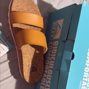Reef womens sandals size 7.5